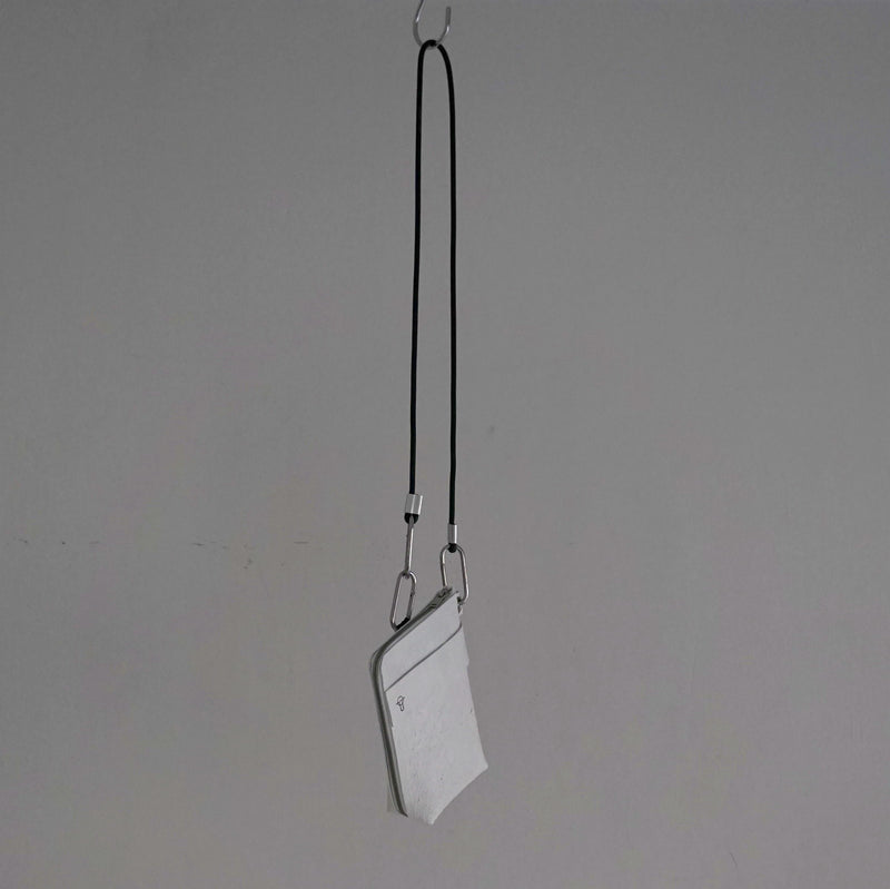 kagari yusuke / mini koshibukuro + carabiner shoulder cord (W21-08WH/BK)