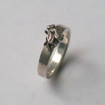 IN OUT DESIGN / Fly Ring