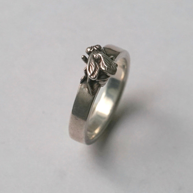 IN OUT DESIGN / Fly Ring