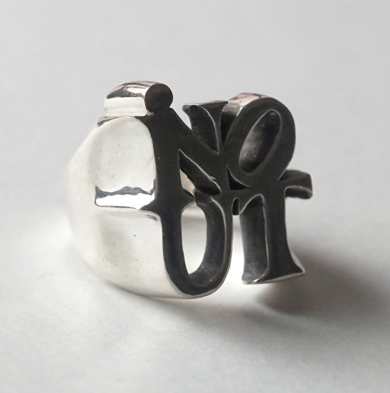 IN OUT DESIGN / LOVE Ring
