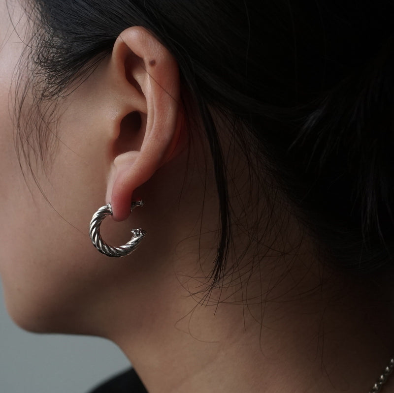 GIFTED / OPEN ROPE PIERCE SVD M