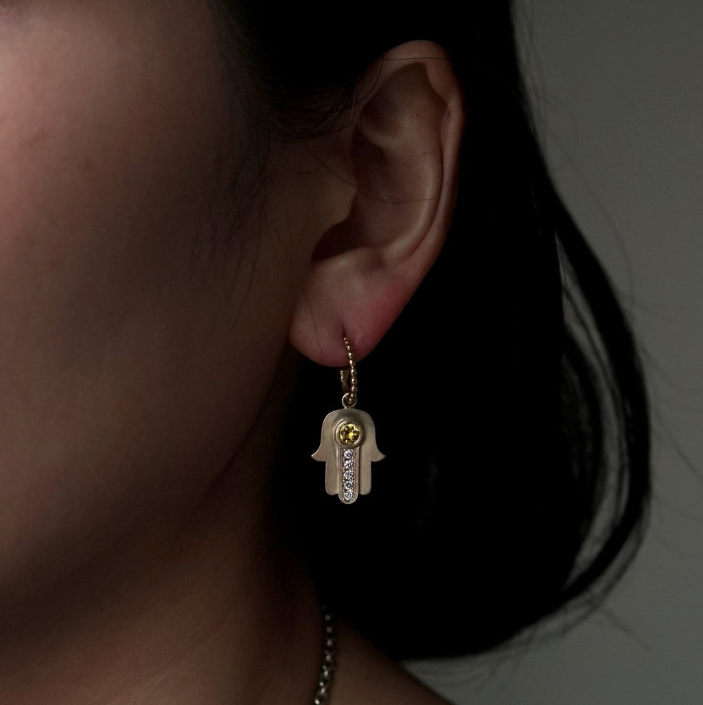 Kagann / K10 Khamsa charm イエローサファイア＆K18 Hoop Pierce