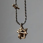 IN OUT DESIGN / K18YG Cherub Pendant Dia × K18YG Penis T-Bar Twist Chain Necklace