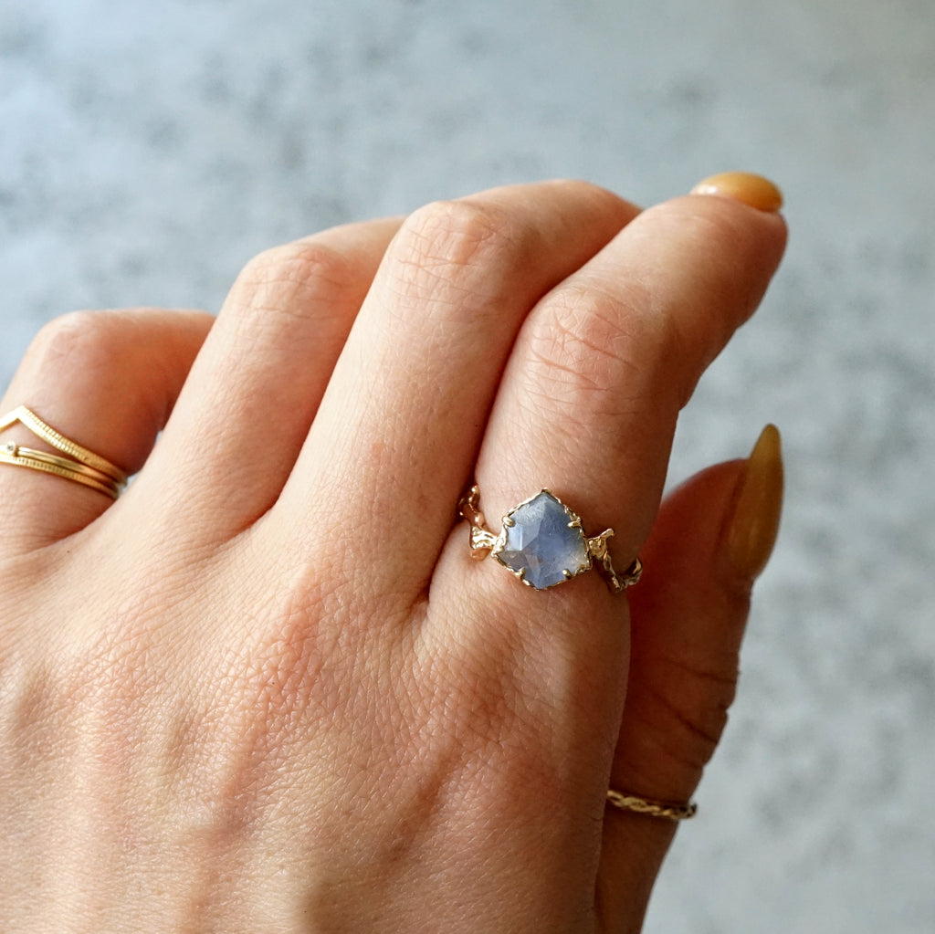 【-10/19限定】Curva ｙ Ruri JEWELRY/デュモルチェライトinクォーツリング