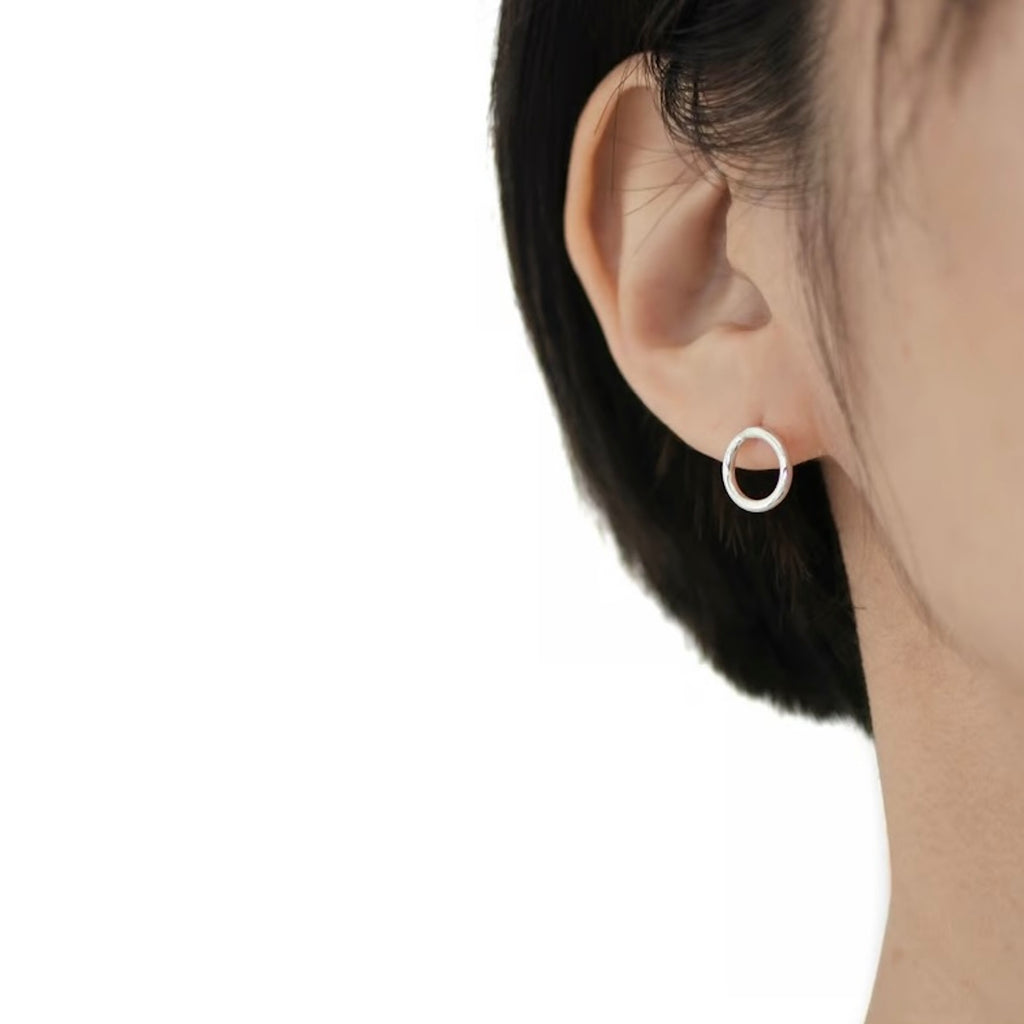 uM / UNIO RING PIERCED EARRING (um-uoP20 _CM)