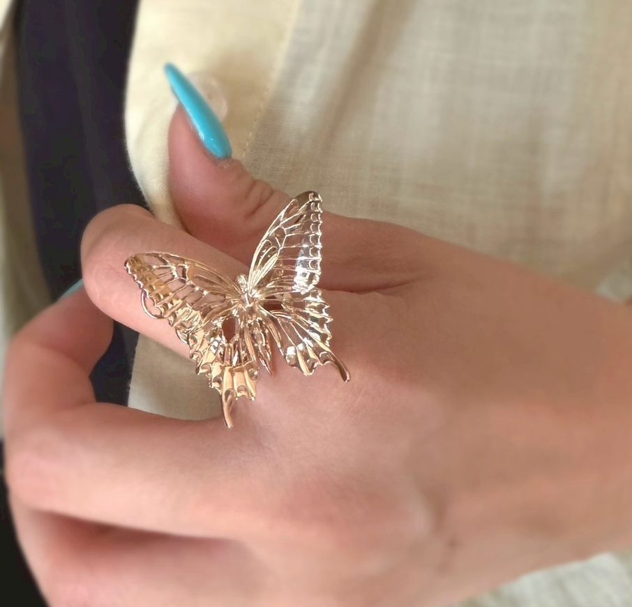 St.amour jewellery butterfly ring K10YG