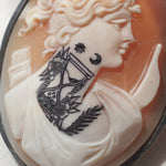 HIYU HAMASAKI / TATTOO CAMEO BROOCH 04