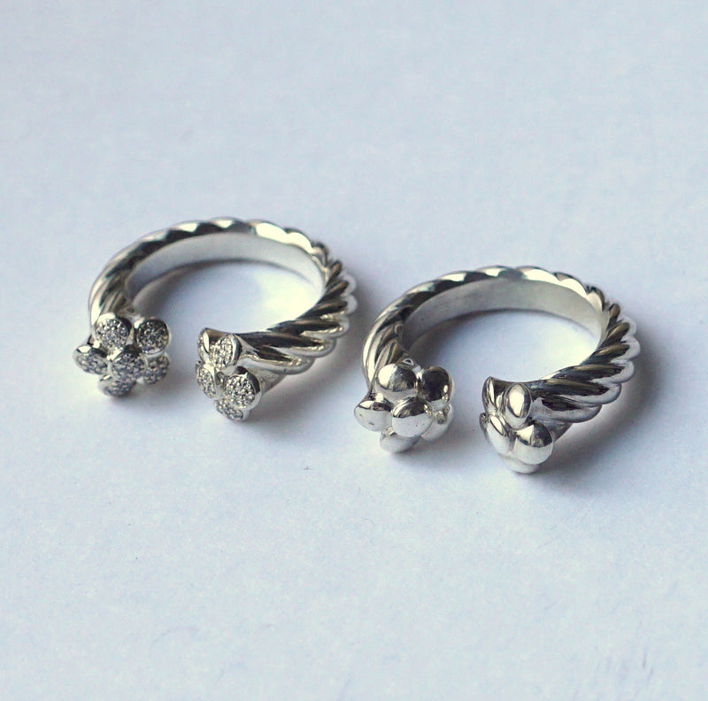 GIFTED / OPEN ROPE RING SVD
