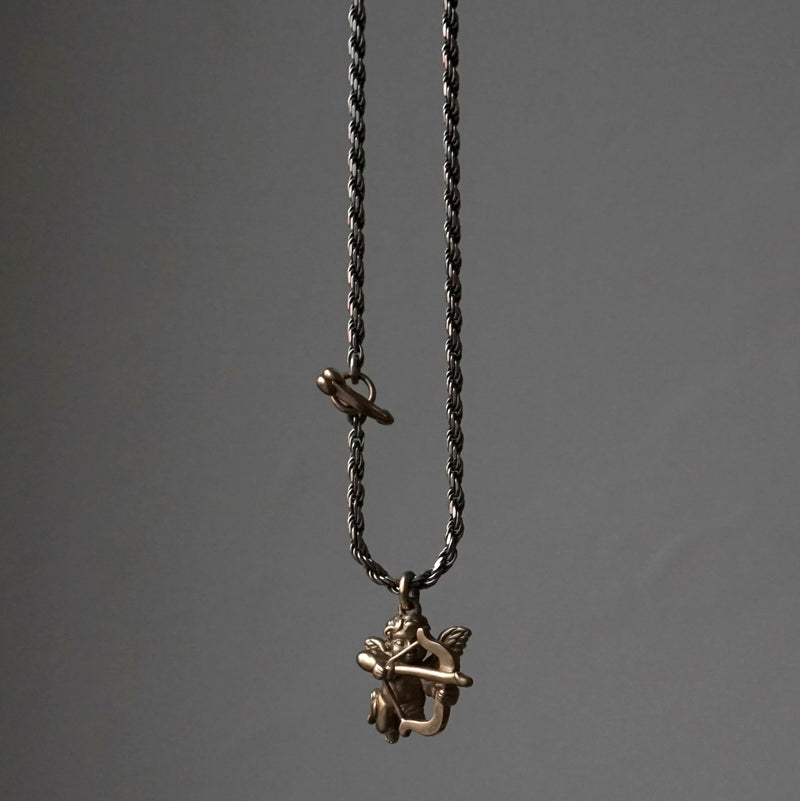 IN OUT DESIGN / K18YG Cherub Pendant Dia × K18YG Penis T-Bar Twist Chain Necklace