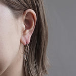 revie objects /〈FLOW〉wave earrings 1（FL02-10）