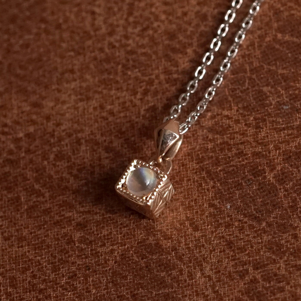 GERMEDEUR / PANDORA CUBE NECKLACE アンデシンラブラドライト K10YG