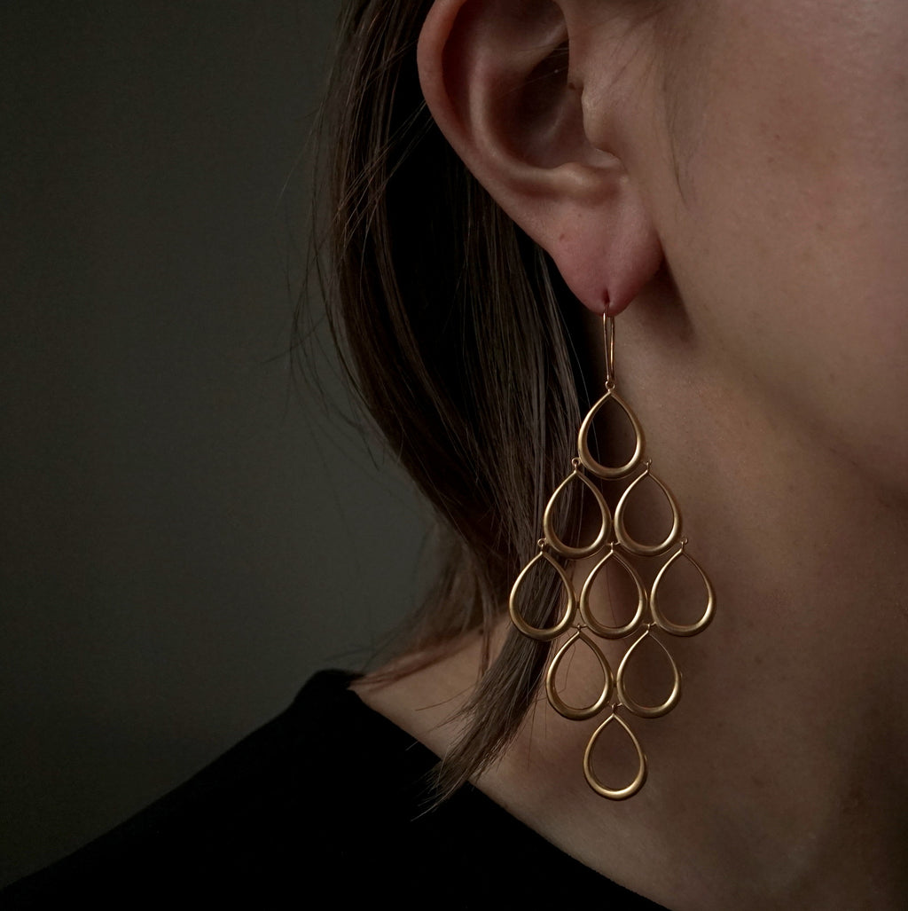 Kagann jewelry (カガンジュエリー) / Lotus earrings