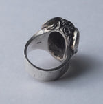 In Out Design / Sheep Ring