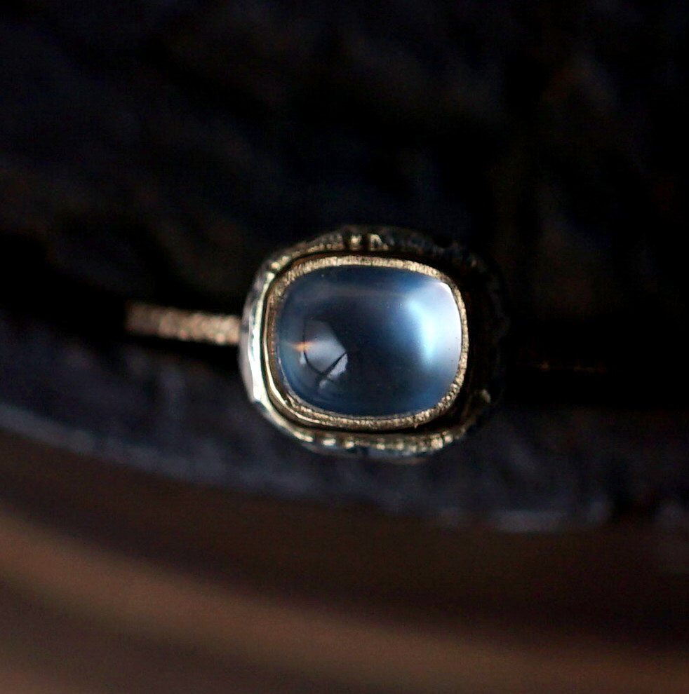 [Only posted at noon on November 4th] J&O SINRA / Moonstone Ring (BM-19)