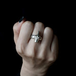 In Out Design / The Finger Ring