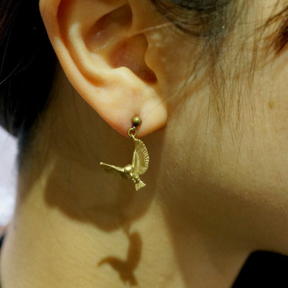 cocoon / happy bird earrings brass