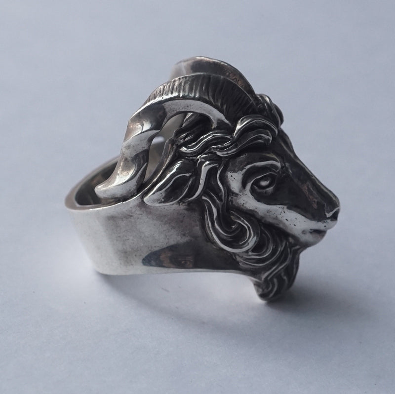 In Out Design / Goat Ring