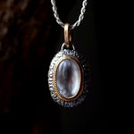 [Only posted at noon on November 4th] J&O SINRA / Moonstone necklace (BM-25)