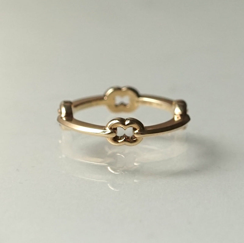GIFTED / HOOPED IMPLOSION CHAIN RING YG
