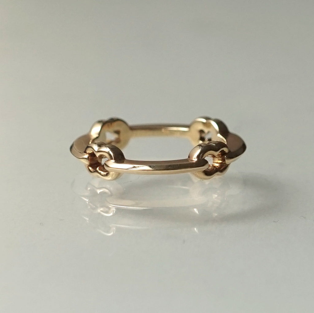 GIFTED / HOOPED IMPLOSION CHAIN RING YG