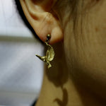 cocoon / happy bird earrings brass