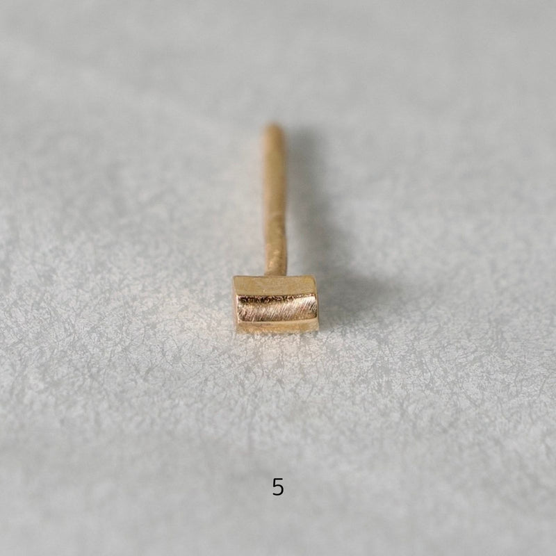 MAKIAMI / ARCH Earring off cut (for one ear)
