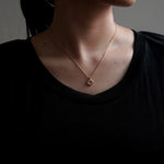 GIFTED / TINY CROSSED IMPLOSION NECKLACE YGD