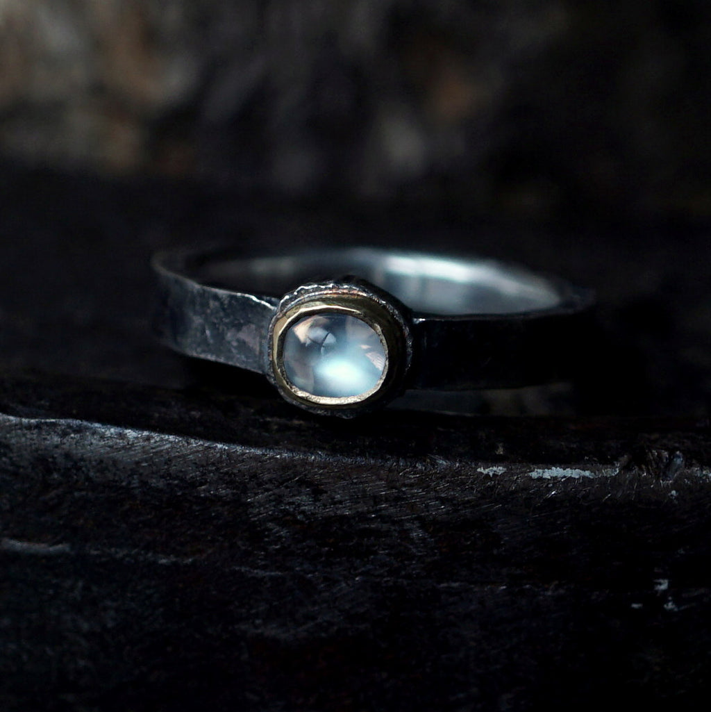 [Only posted at noon on November 4th] J&O SINRA / Moonstone Ring (BM-22)