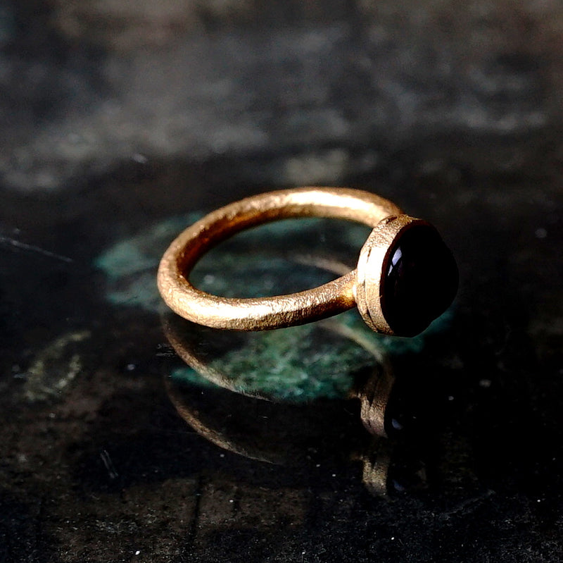 Kuraishi Takamichi / 鍛金の指環 スタールビー 9号 – Fuligo / Fuligoshed