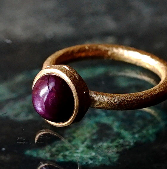 Kuraishi Takamichi / 鍛金の指環 スタールビー 9号 – Fuligo / Fuligoshed