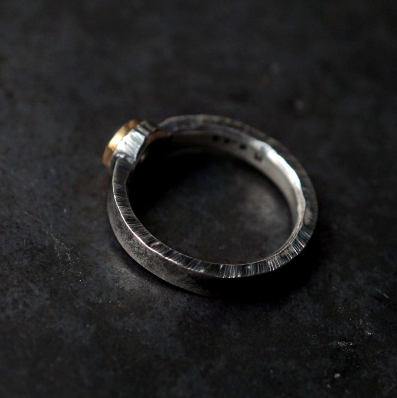 [Only posted at noon on November 4th] J&O SINRA / Moonstone Ring (BM-22)