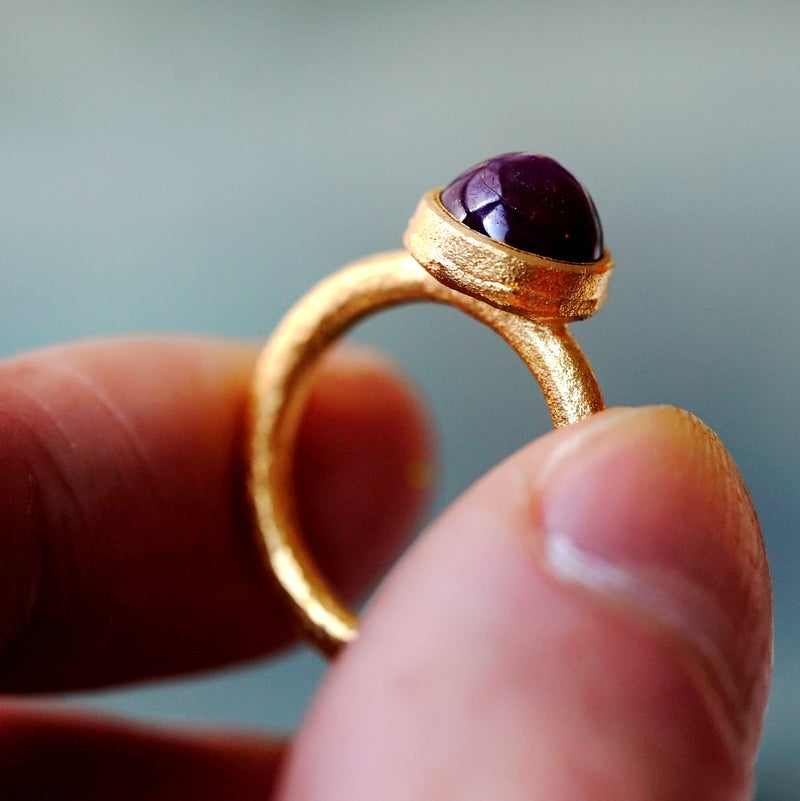 Kuraishi Takamichi / 鍛金の指環 スタールビー 9号 – Fuligo / Fuligoshed