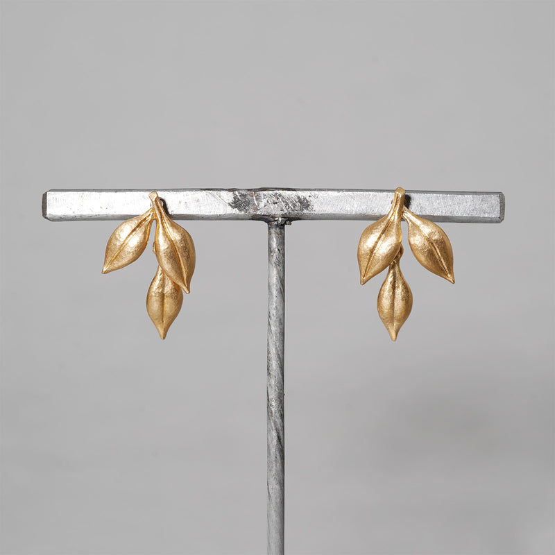 【-11/23限定】WATARU YAMAZAKI / Camellia leaf Pierce