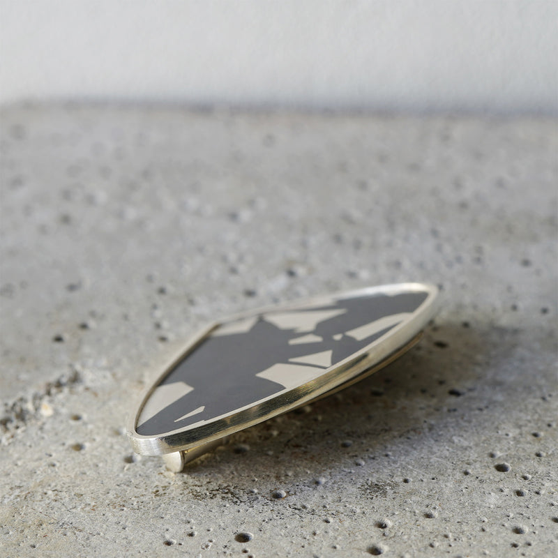 【-11/23限定】WATARU YAMAZAKI / Fragments of Shadow Brooch FRAG-01