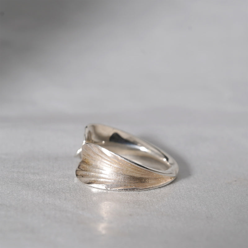 【-11/23 期間限定】WATARU YAMAZAKI / Chasing Ear cuff SV