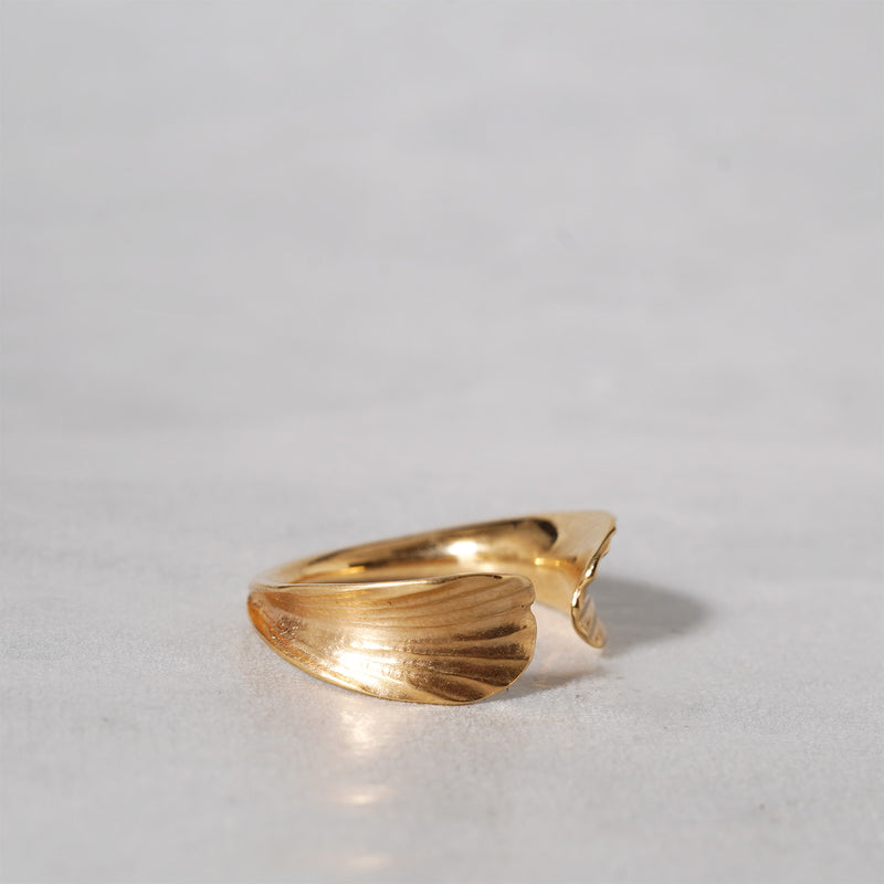 【-11/23 期間限定】WATARU YAMAZAKI / Chasing Ear cuff K18YG