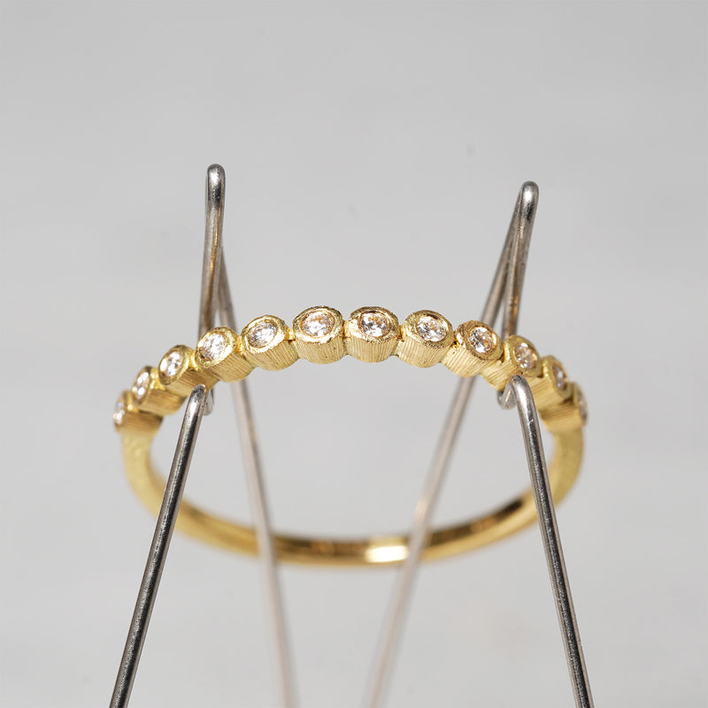 GICLAT / Round Half Eternity Ring K18YG G25R7Y (custom-order )