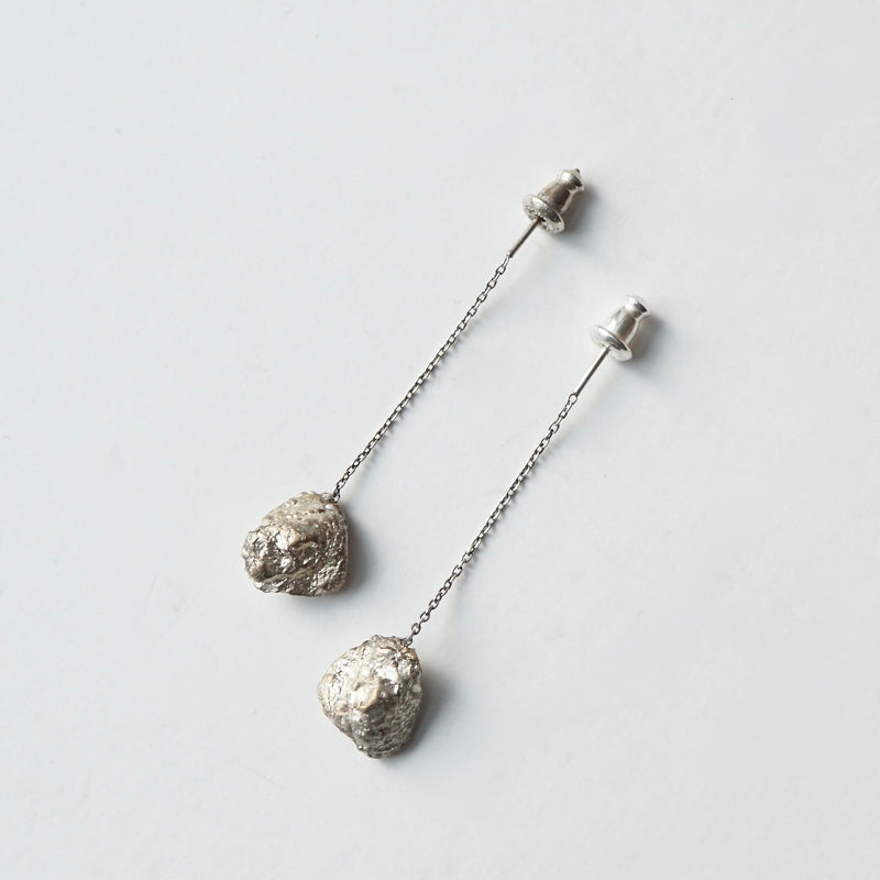 wada maki / 石を惑星に見立てる気持ち ピアス SV
