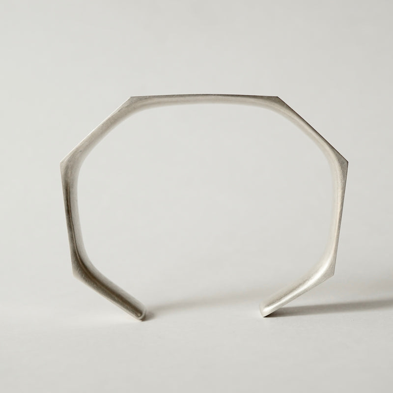 Chi / "TOY BOX" Panta Bangle