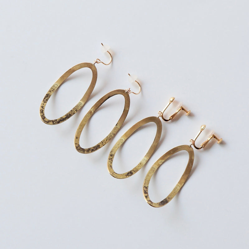 CHI / BR01101 / BR01102 (Brass Earrings / Earrings)