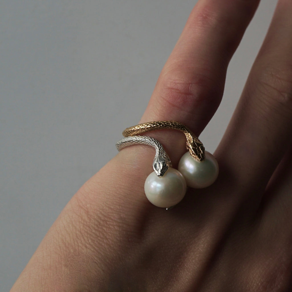ELCAMI Snaped Freshwater Pearl Ring Gold (ER-075G)