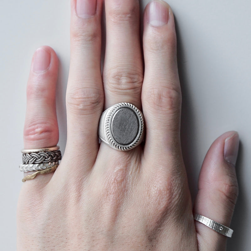 GIFTED / MIRRORED RING_Oval_L