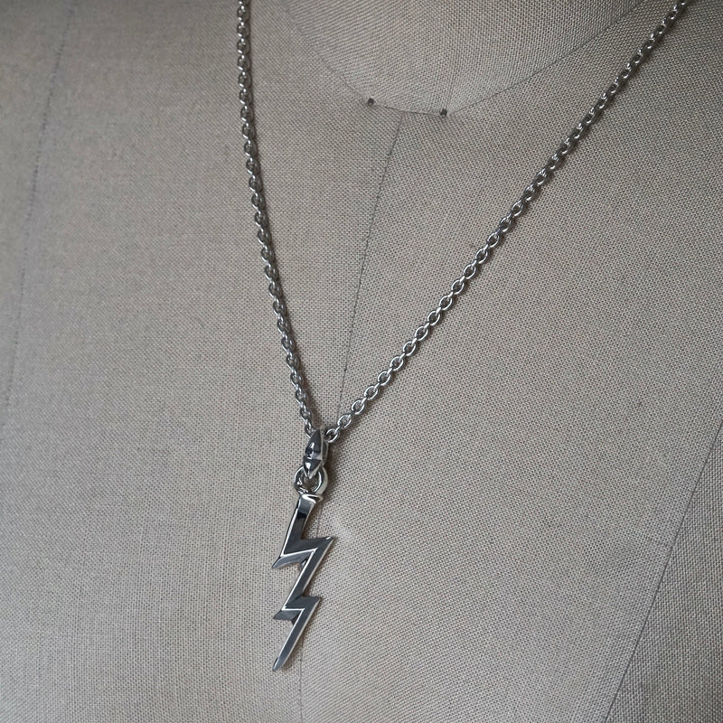 GIFTED / INVOLTA NECKLACE L SV – Fuligo / Fuligoshed