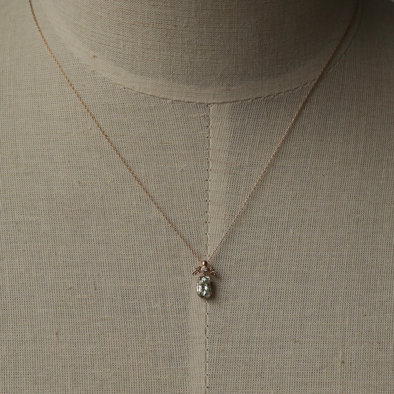 Maison de l'abeille / Petit Abeille Necklace Tourmaline