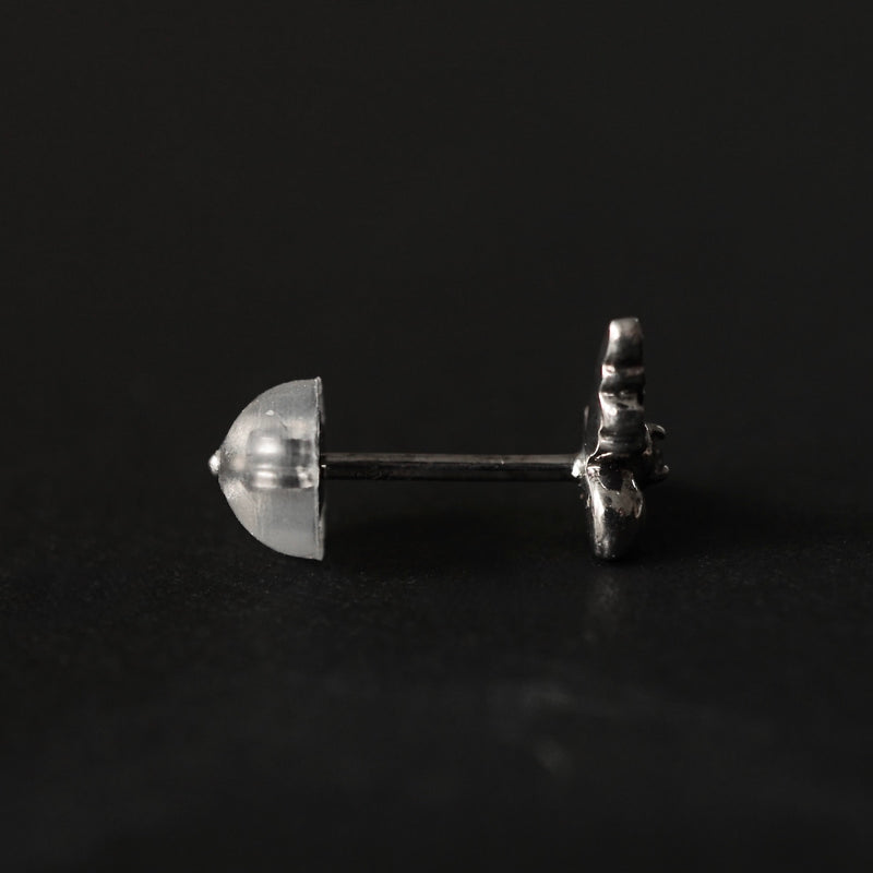 Maison de l'abeille / Petit Abeille Diamond One Earring SV