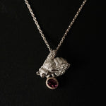 Maison de l'abeille / Abeille necklace rhodolite garnet