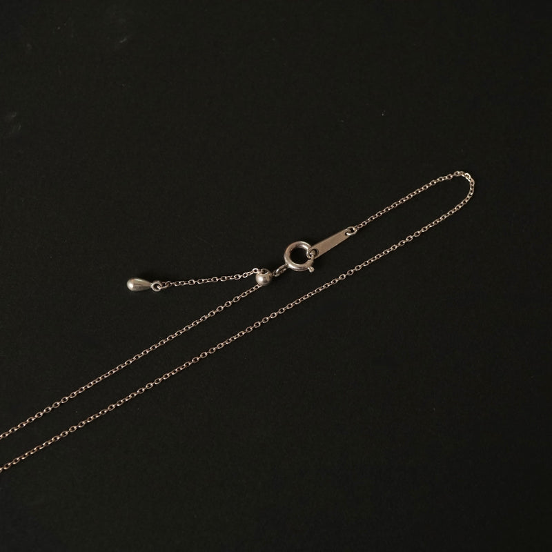 Maison de l'abeille / Abeille necklace rhodolite garnet