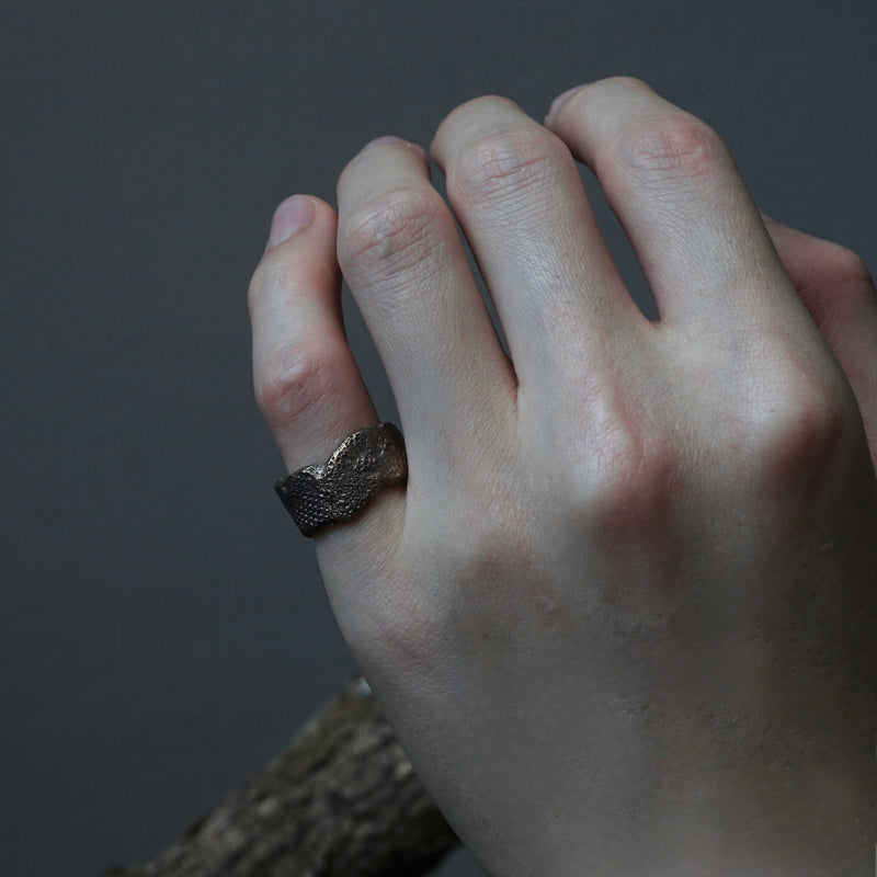 suzuki yuki / monarko no.12 brass