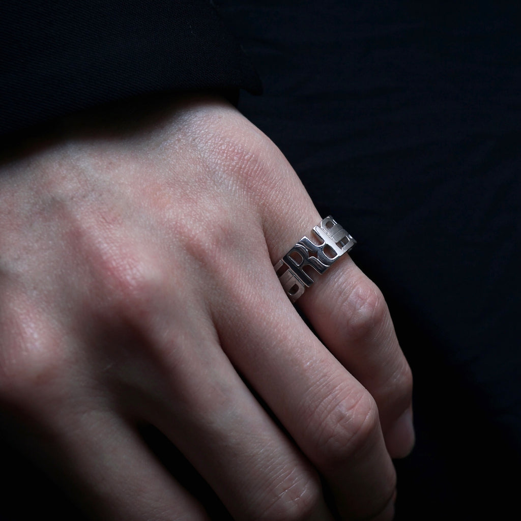 Yuki Yoshioka / INITIAL RING R #13