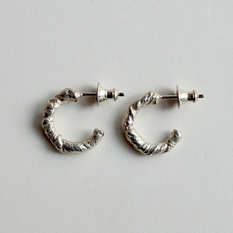 suzuki yuki / 撚-across- yori